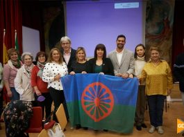 Presentación de los actos por el Día Internacional del Pueblo Gitano / Óscar Hinojo